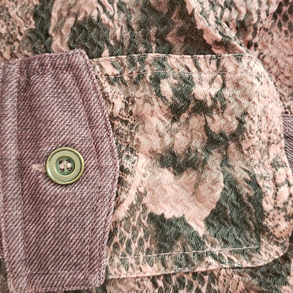 Blouse - Picture 3 of 5